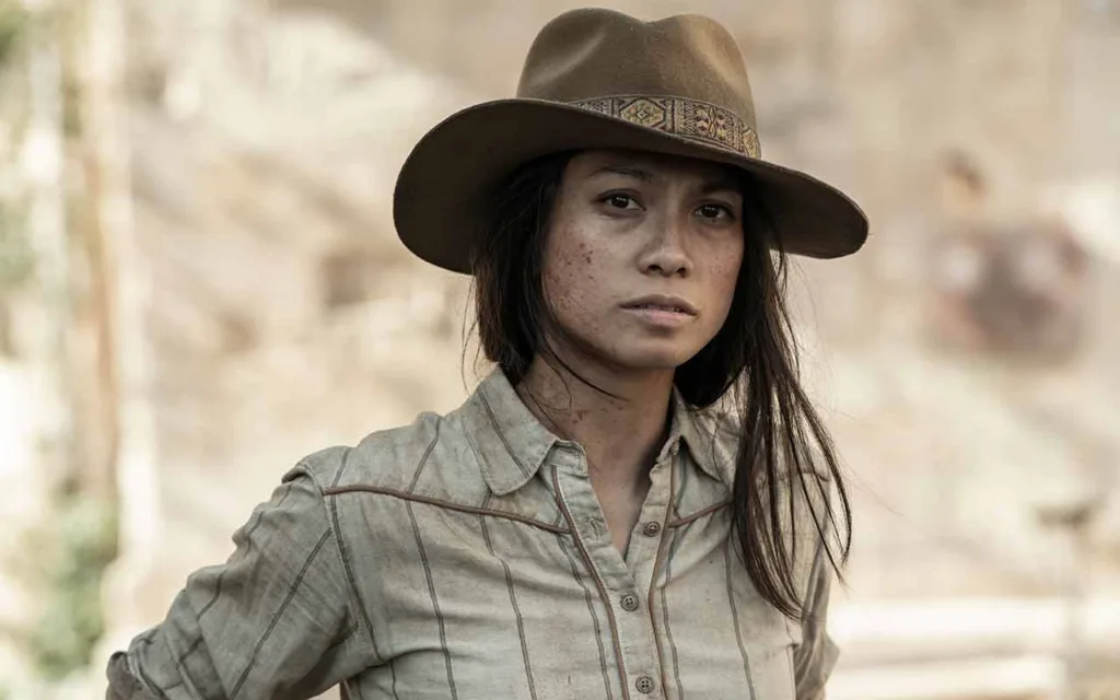 Alexandra Masangkay as Paz on the walking dead daryl dixon season 3