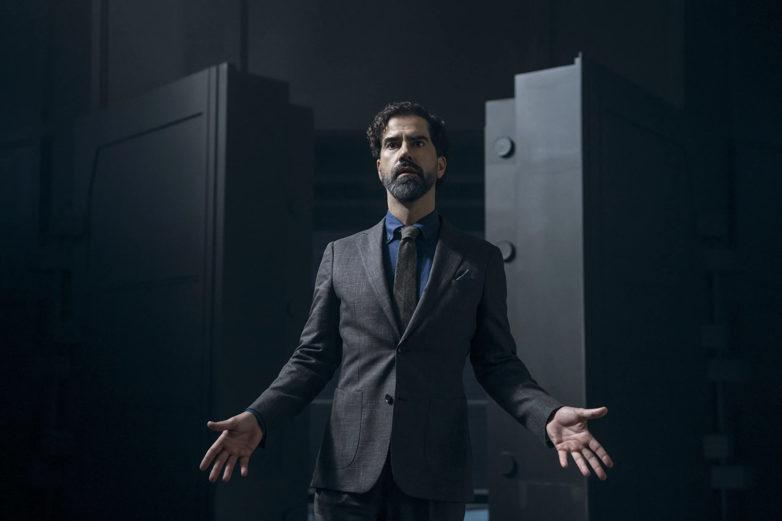 Hamish Linklater (Dean Cipher) on gen V season 2
