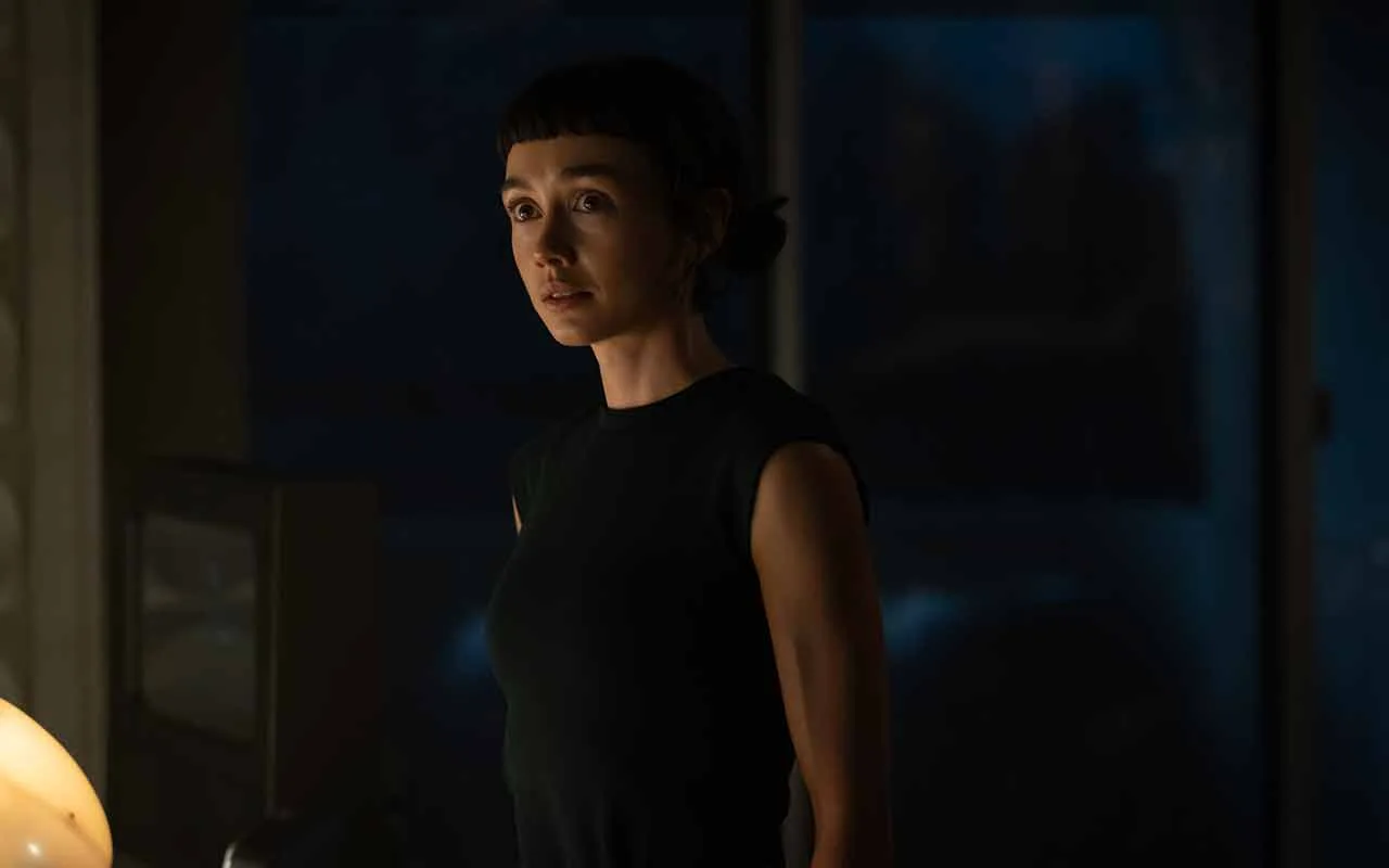 sydney chandler on alien earth