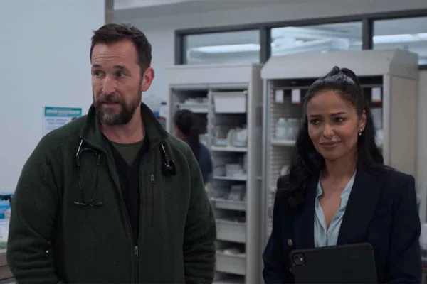 dr robby and nurse hastings on the pitt