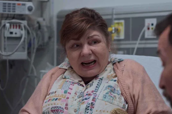 Yana Kovalenko (Irina Dubova) on the Pitt Season 2