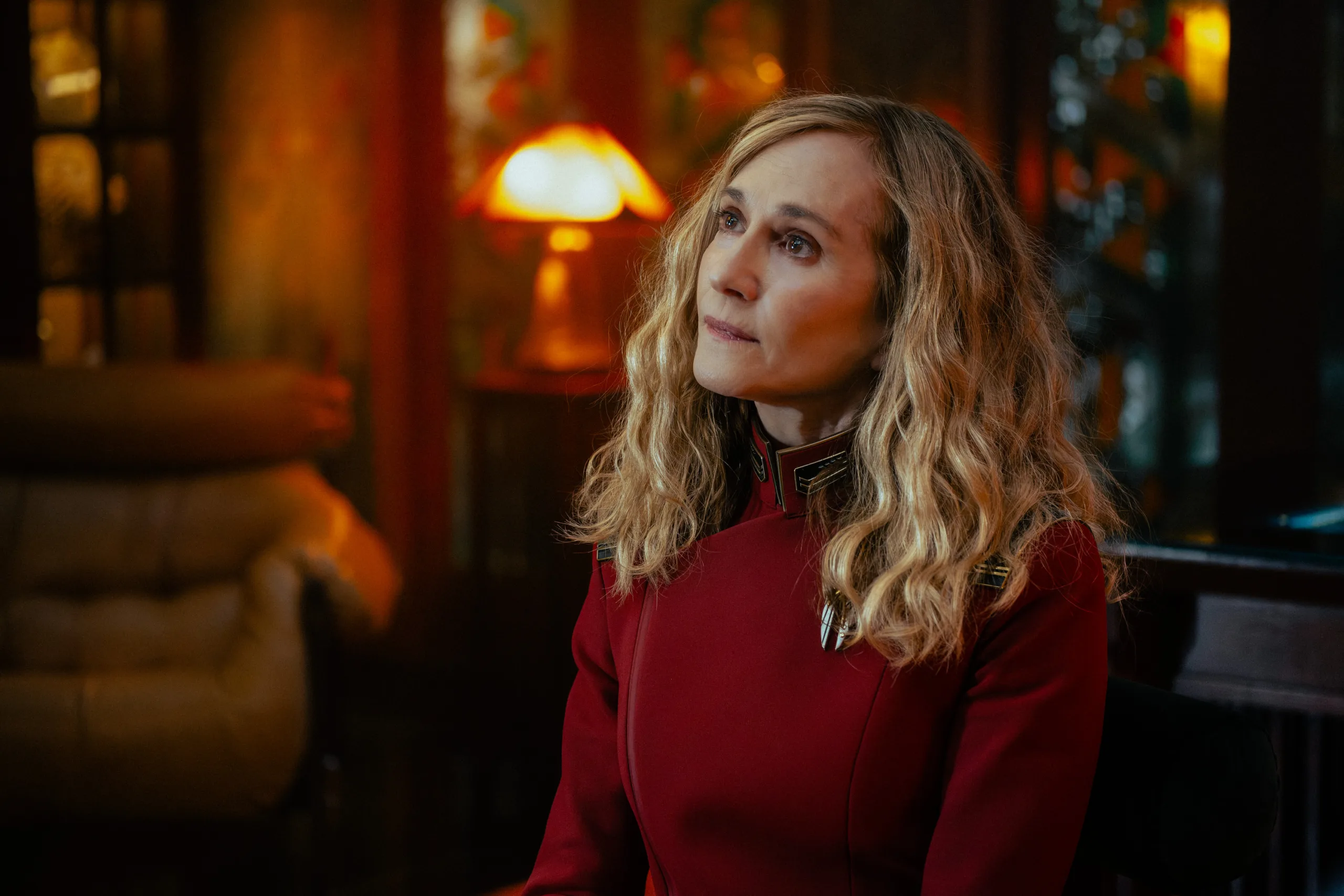 Holly Hunter as Captain Nahla Ake in season 1, episode 6, of Star Trek: Starfleet Academy streaming on Paramount+. Photo Credit: Brooke Palmer/Paramount+